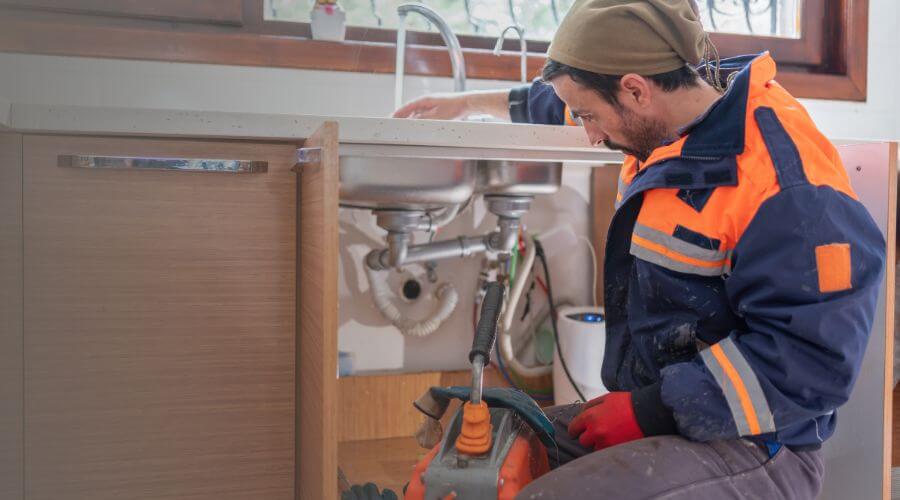 Expert burst pipe repair services in Peach Creek, WV